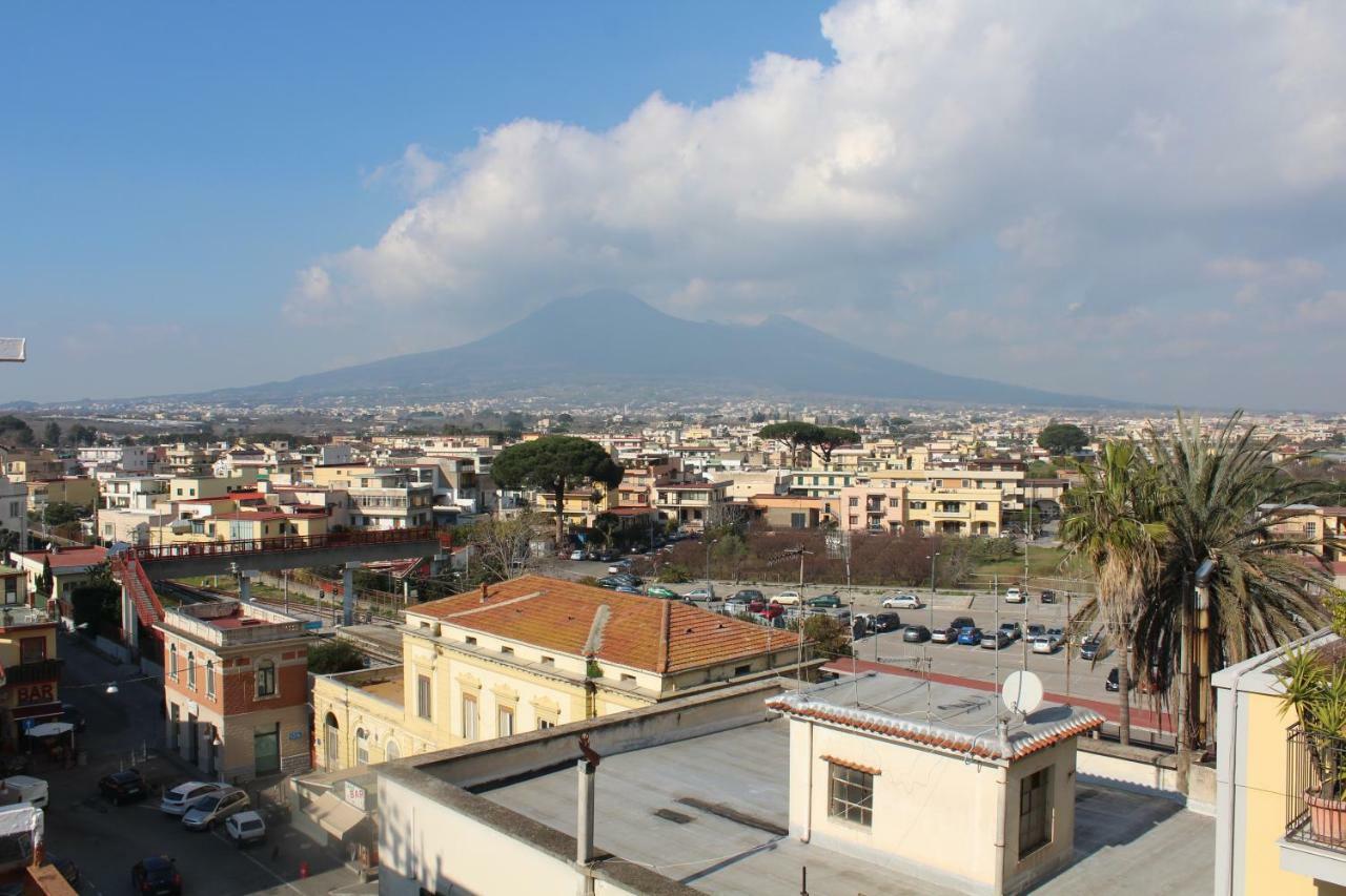 Domus Serena Pompei Bagian luar foto